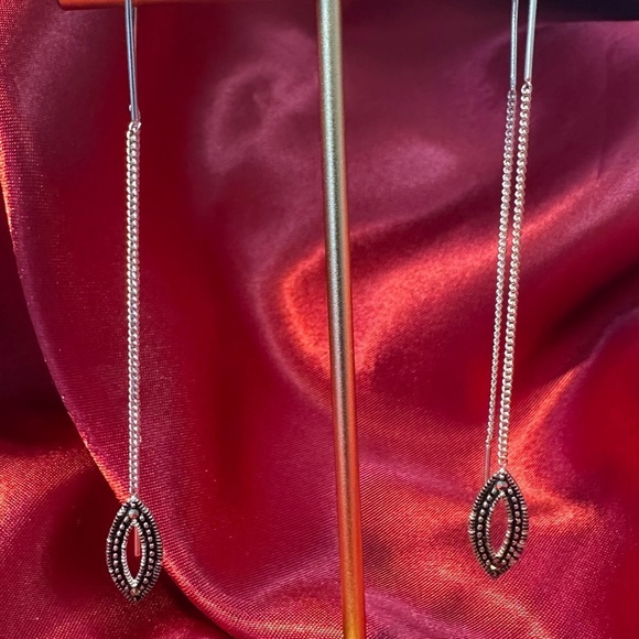 Delicate Charles Winston 925 Sterling Silver Marcasite Threader Earrings - Picture 5 of 15